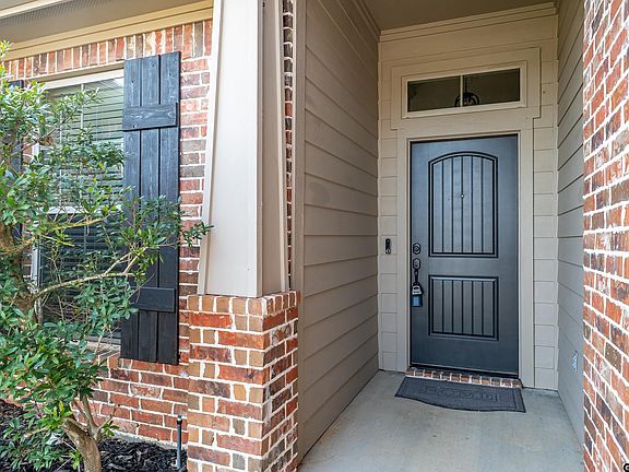 4th image of 317 Ash Dr