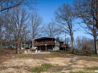 3060 Egyptian Hills Dr, Creal Springs, IL 62922