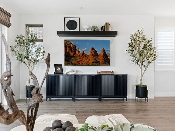 Verdello at Arroyo Crossings in Livermore, CA by Trumark Homes I Residence 2 Model I Family Room