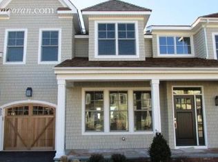 903 Annette Ln, Southampton, NY 11968