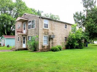 1020 Brighton Dr APT 3, Menasha, WI 54952