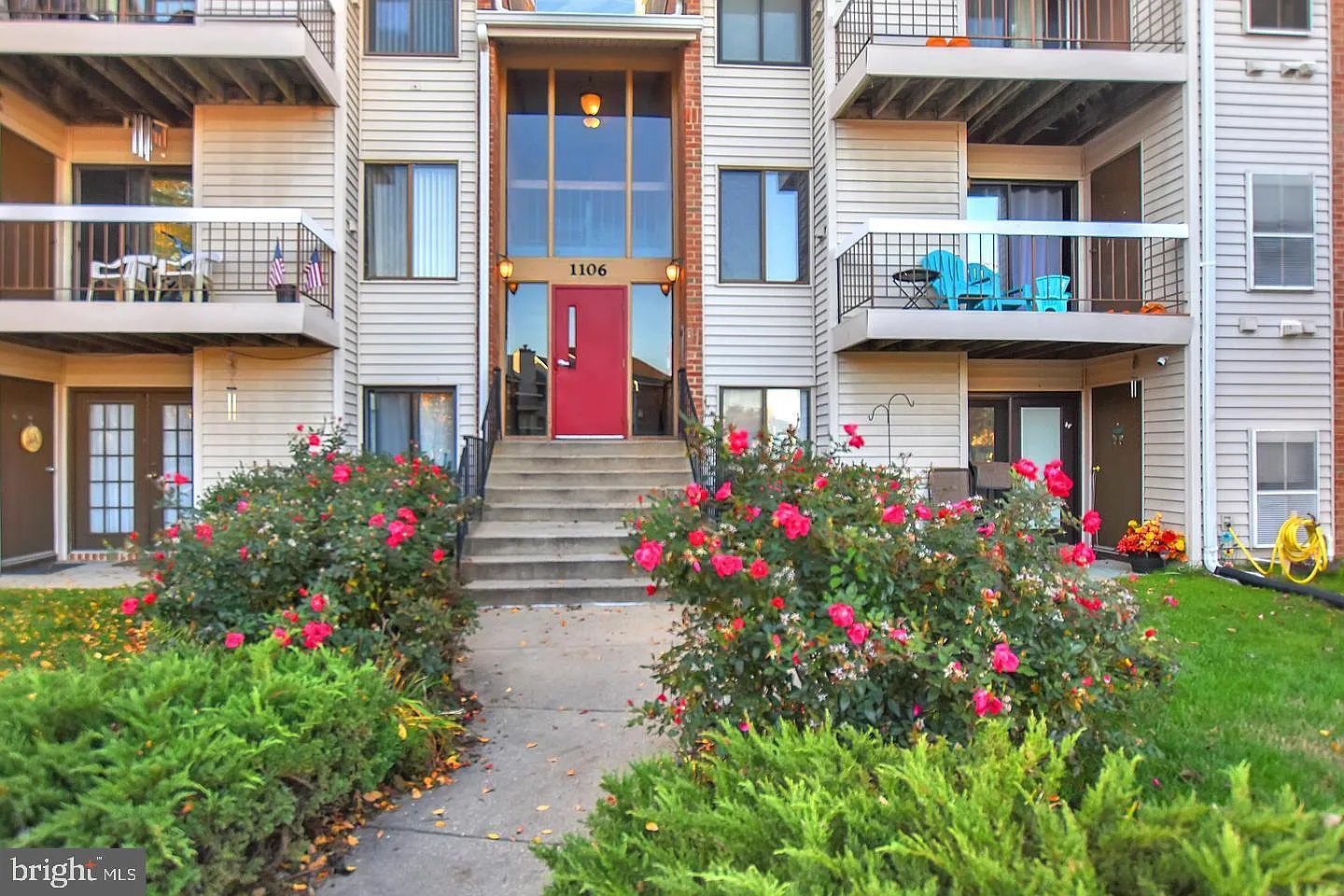 1106 Castle Harbour Way Unit 2C photo 1