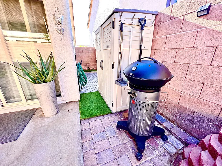 2742 Herron Hills St — Photo 31