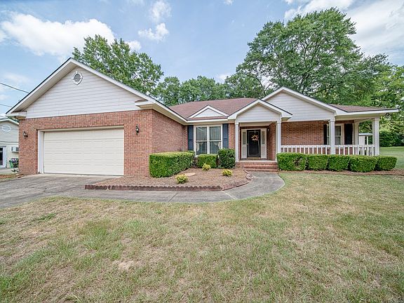 3rd image of 2208 Dobbs Dr