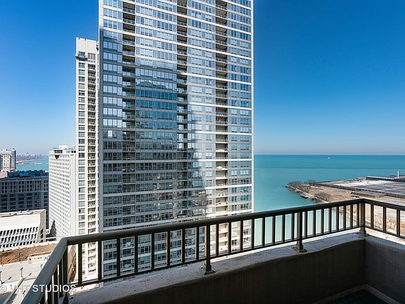 5th image of 530 N Lake Shore Dr APT 2902