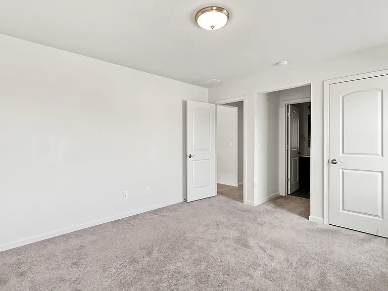 15555 Memorial Way — Photo 22