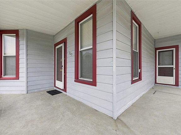 2nd image of 209 S 5th St