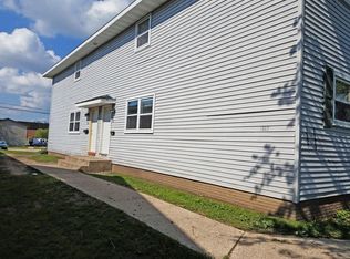 1327 Vine St #1329, La Crosse, WI 54601