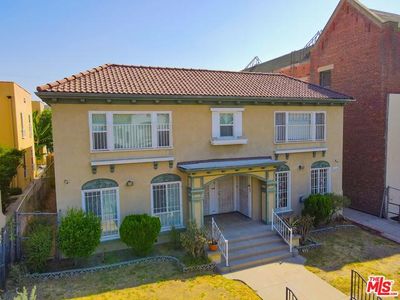 208 S Catalina St, Los Angeles, CA, 90004