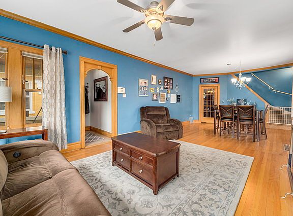 2nd image of 3625 East Ave