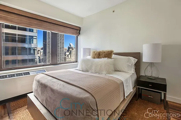 Rented by City Connections Realty | media 2