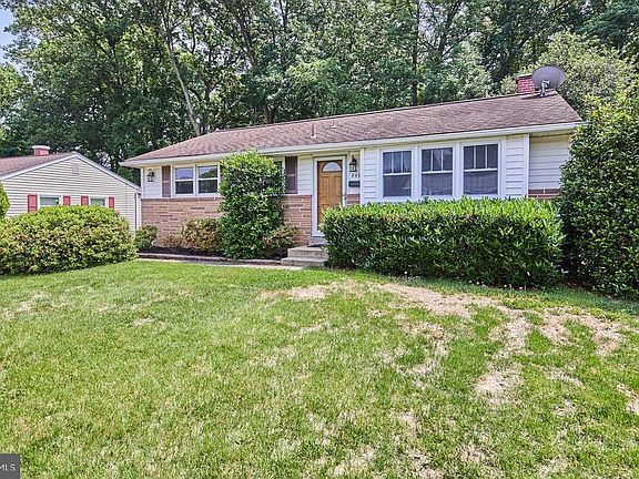 2nd image of 2607 Newell Dr