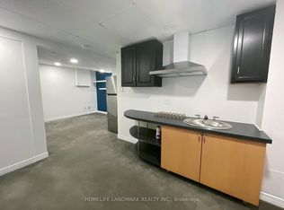 6077 Fullerton Cres, Mississauga, ON L5N 3A3