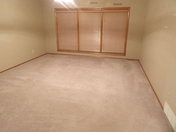 2nd image of 2763 Kummer Dr