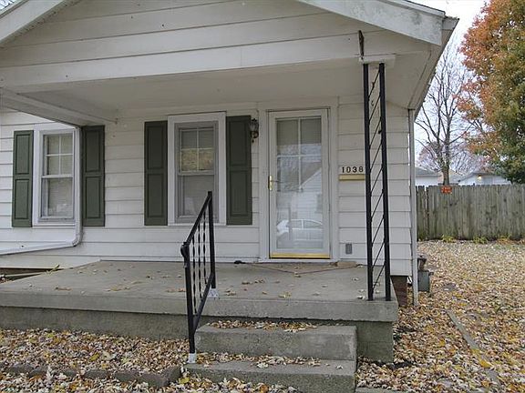 2nd image of 1038 Chelsea Ave