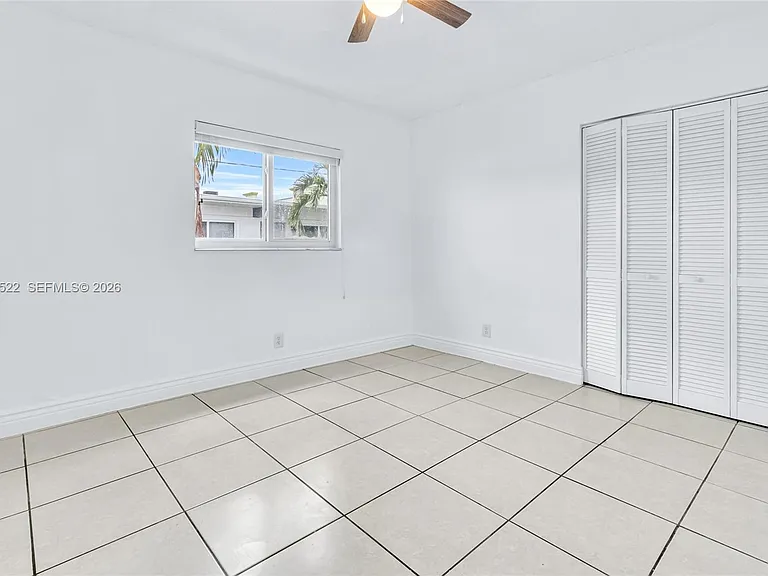 711 NE 2nd Ave #202 — Photo 10