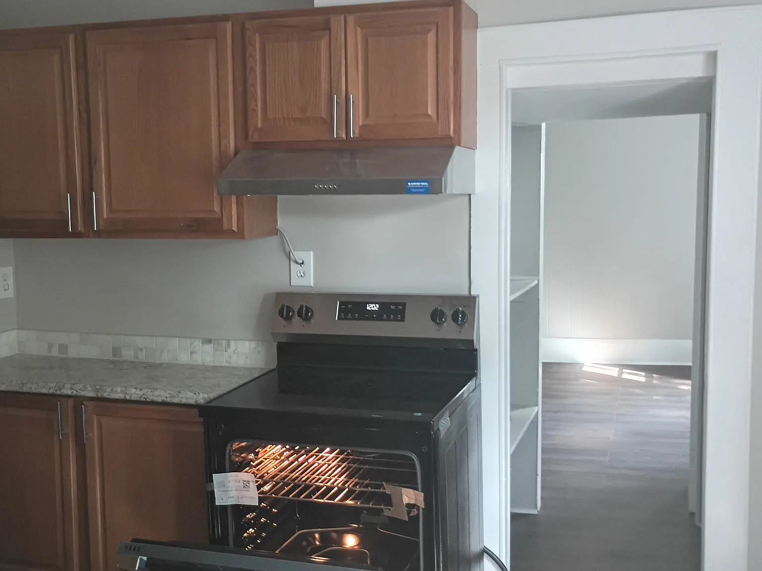 Studio, $1,999 — Photo 4