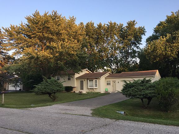 2nd image of 6250 Oriole Dr