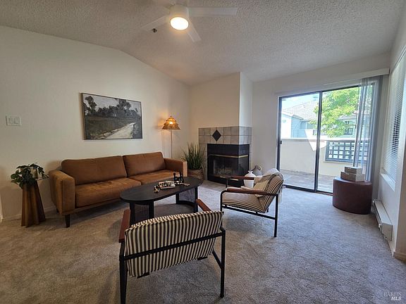 4th image of 1201 Glen Cove Parkway #1113