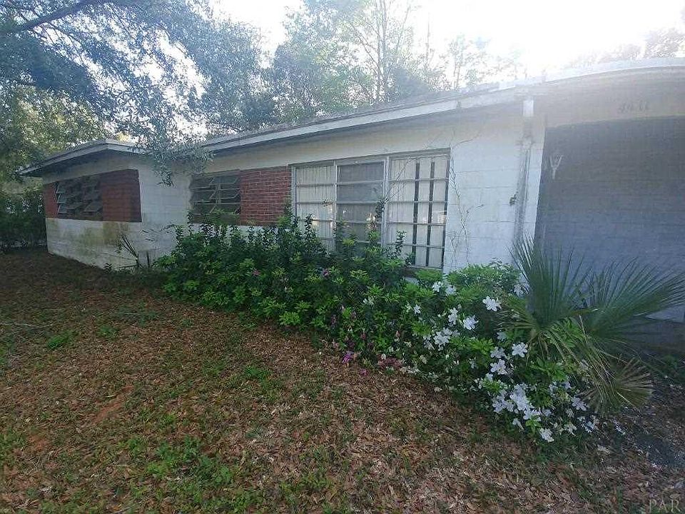1st image of 4411 Deauville Way