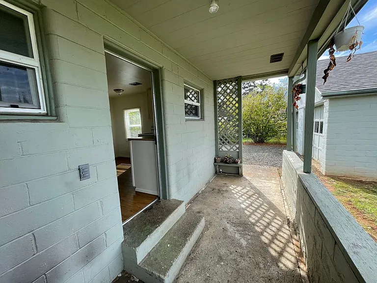 442 W Fair St — Photo 9