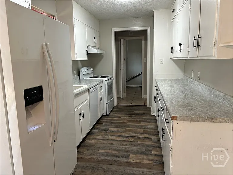 321 Sharondale Rd — Photo 6