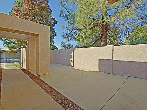 3rd image of 3302 E Aire Libre Ave Unit 101
