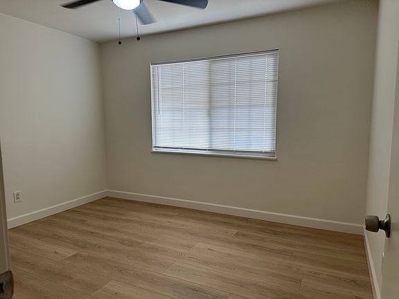 2nd image of 21871 Hurons Ave