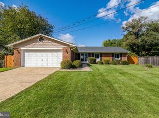 7903 Esther Dr, Oxon Hill, MD 20745