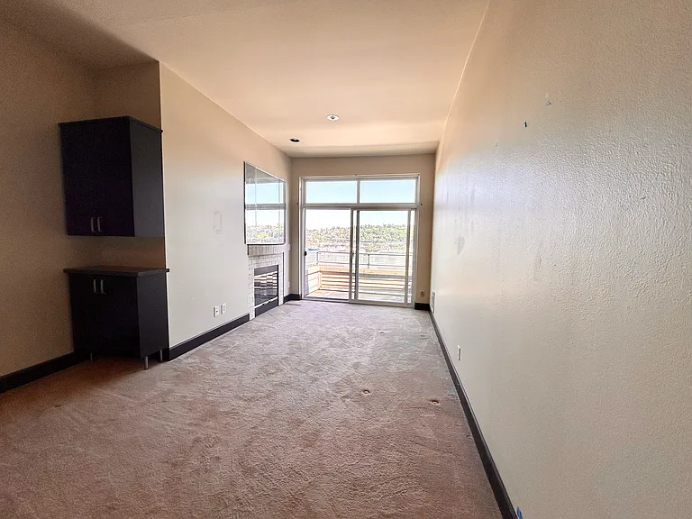 1504 Aurora Ave N #511 — Photo 8