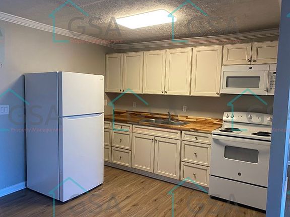 4th image of 5 Badger Ct