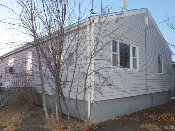 1318 High St, Torrington, WY 82240