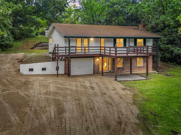 3930 Carol Park Rd, House Springs, MO 63051