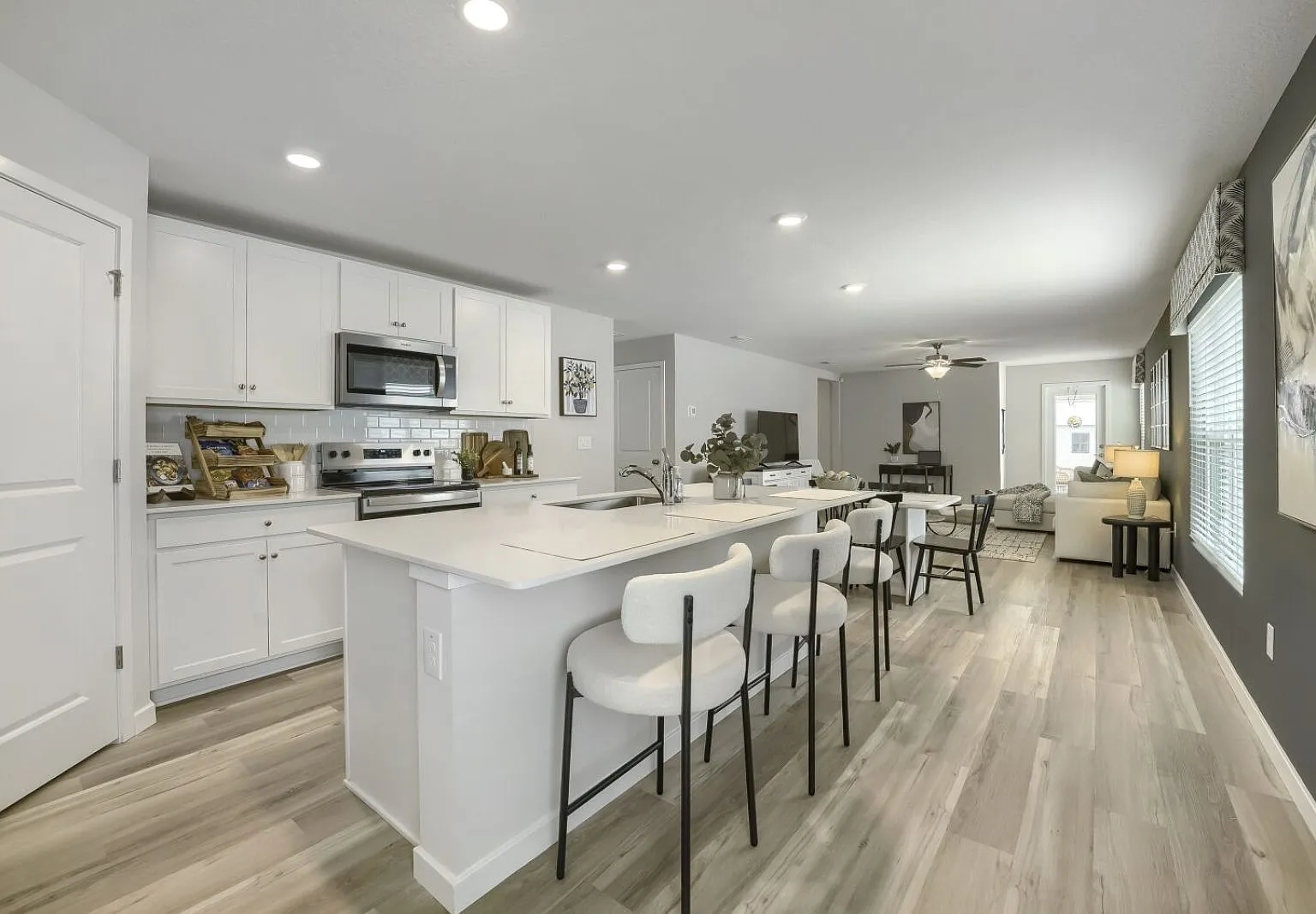 Somerset Cove — Photo 1