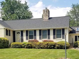 6704 Newington Rd, Lorton, VA 22079