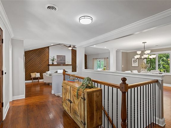 5th image of 18 Hoppin John Ln