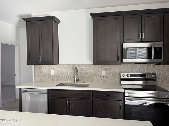 3rd image of 17033 W SELDON Lane