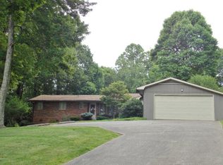 251 S Waterwood Ln, Shady Spring, WV 25918