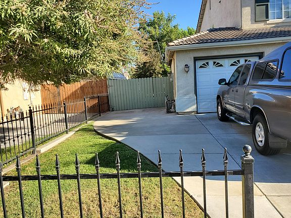 4th image of 967 W Windsor Dr