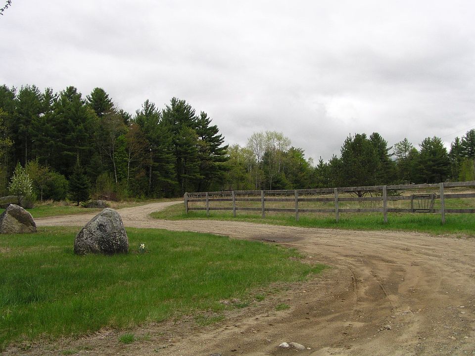 2nd image of 36 Jack Wells Rd