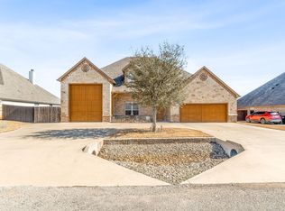 2914 Willow Ridge Cir, Granbury, TX 76049