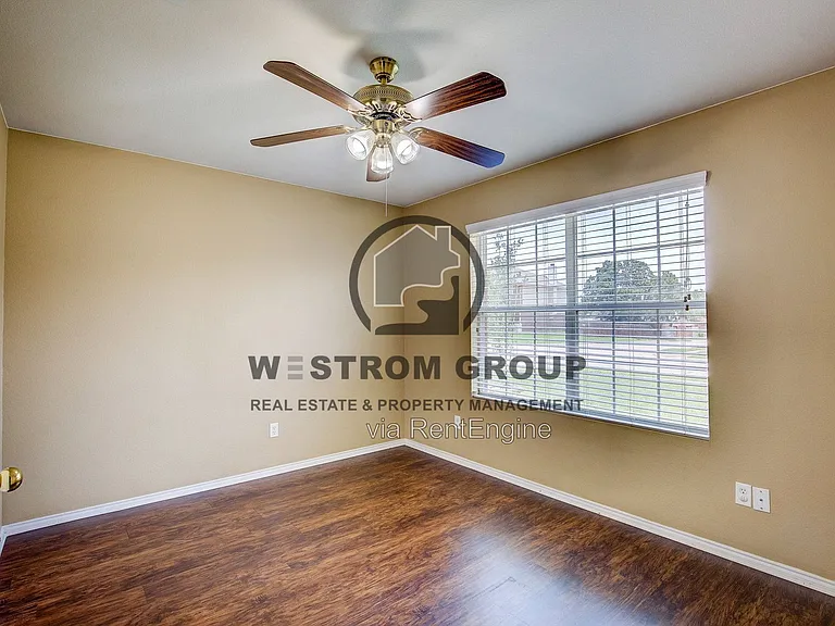 7000 Sylvan Meadows Dr — Photo 19