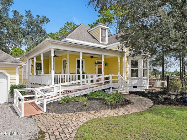 194 St Brendan Court, Southport, NC 28461