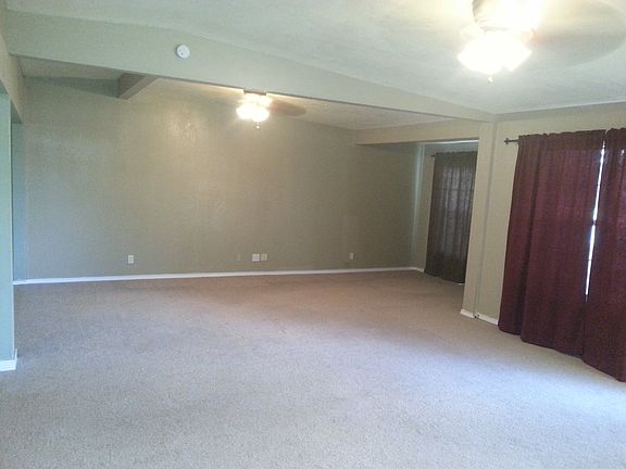 3rd image of 2629 Lakeside Ave