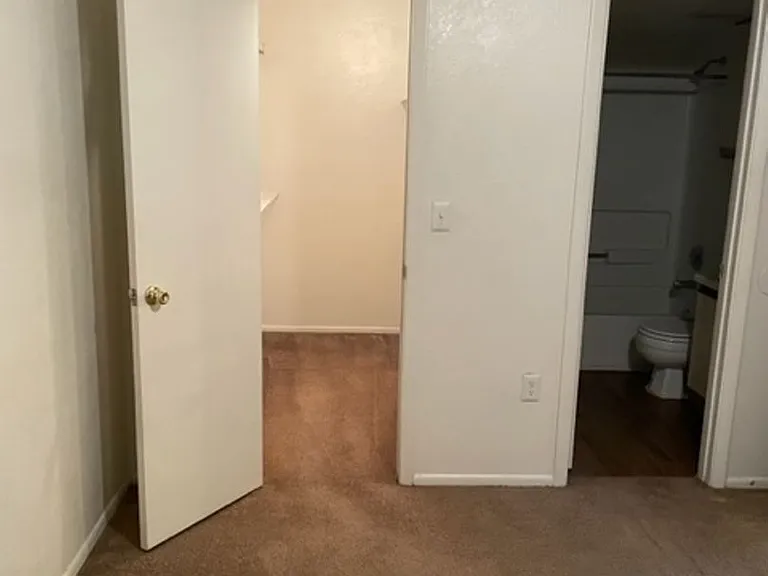 635 Buoy Ln #304 — Photo 9