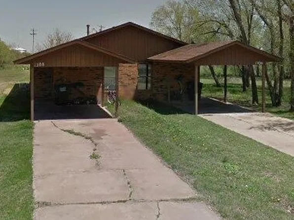 1306 Nancy Dr, Enid, OK 73701