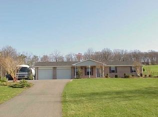 786 Ridge Rd, Halifax, PA 17032