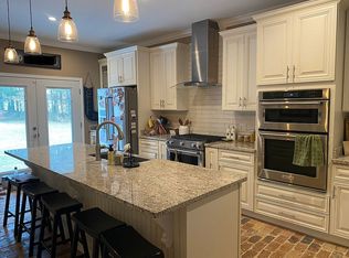 809 County Road 647, Mentone, AL 35984