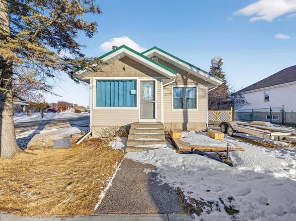 2158 S 22nd Ave, Didsbury, AB T0M 0W0