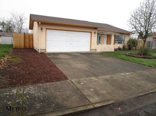 547 35th St, Springfield, OR 97478